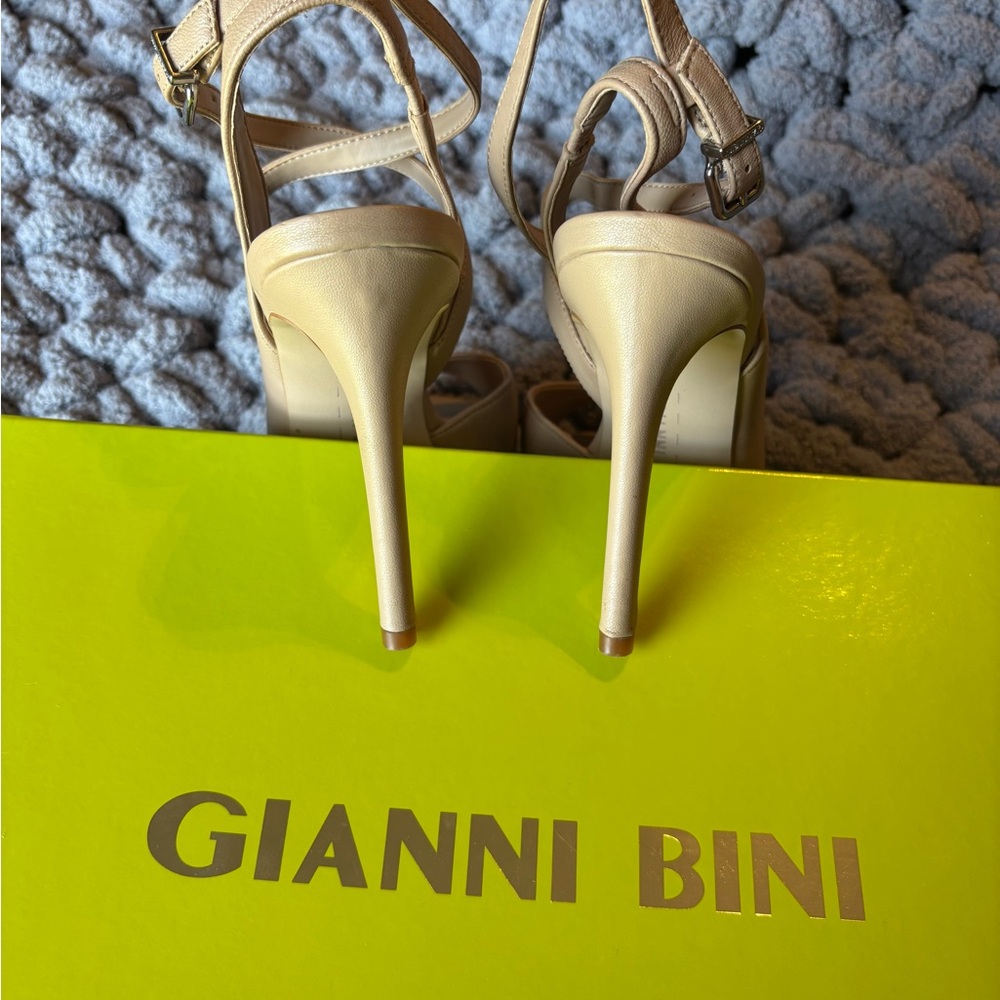 Ginanni Bini Women's Heels Size 7 - Picture 4 of 7